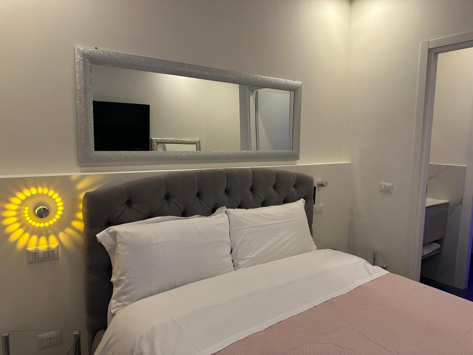 Confortable Room - 5 Mailand Exterior foto